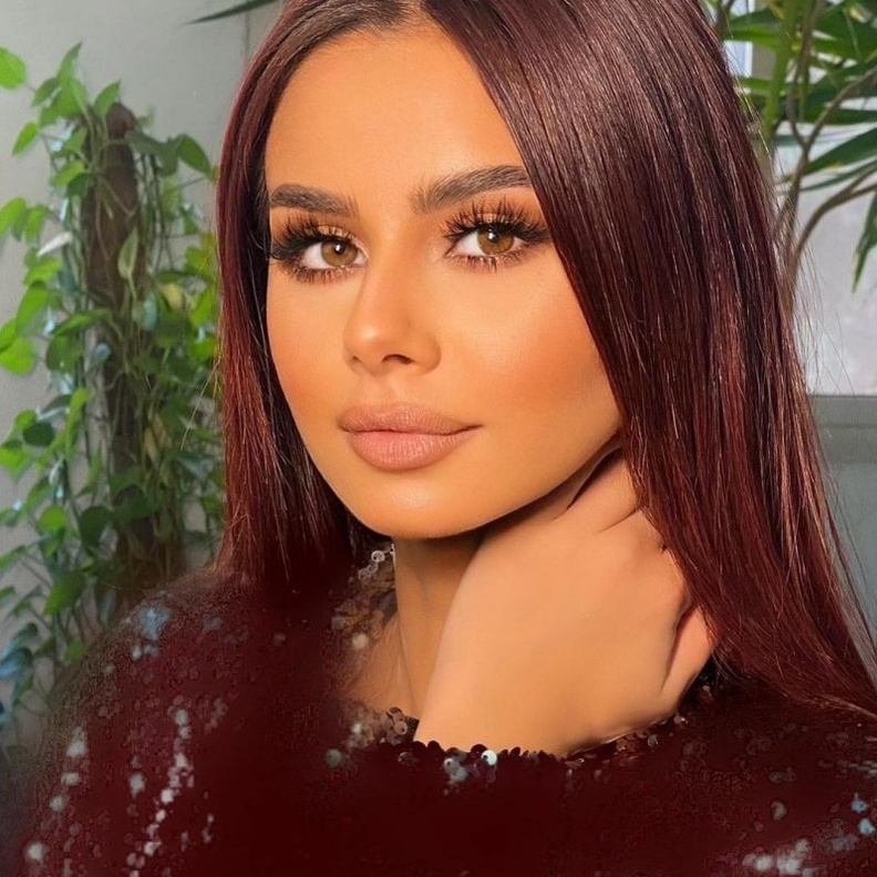 مكياج ناعم للصبايا علي طريقة منة عرفة