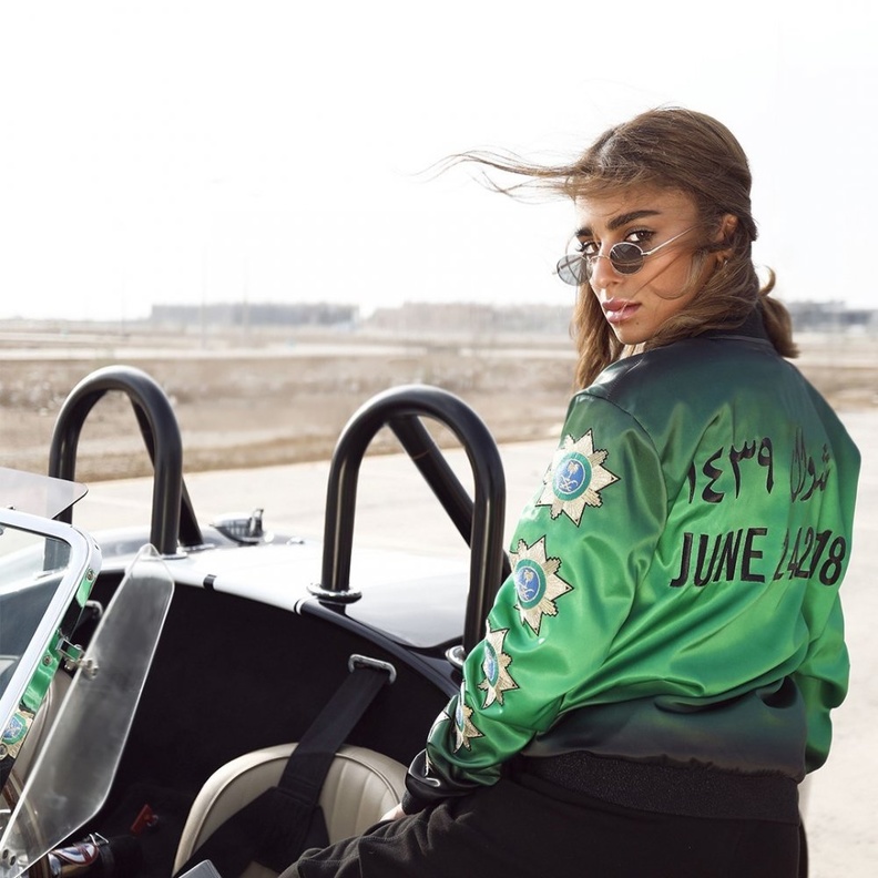 من تصاميم جاكيت هندام