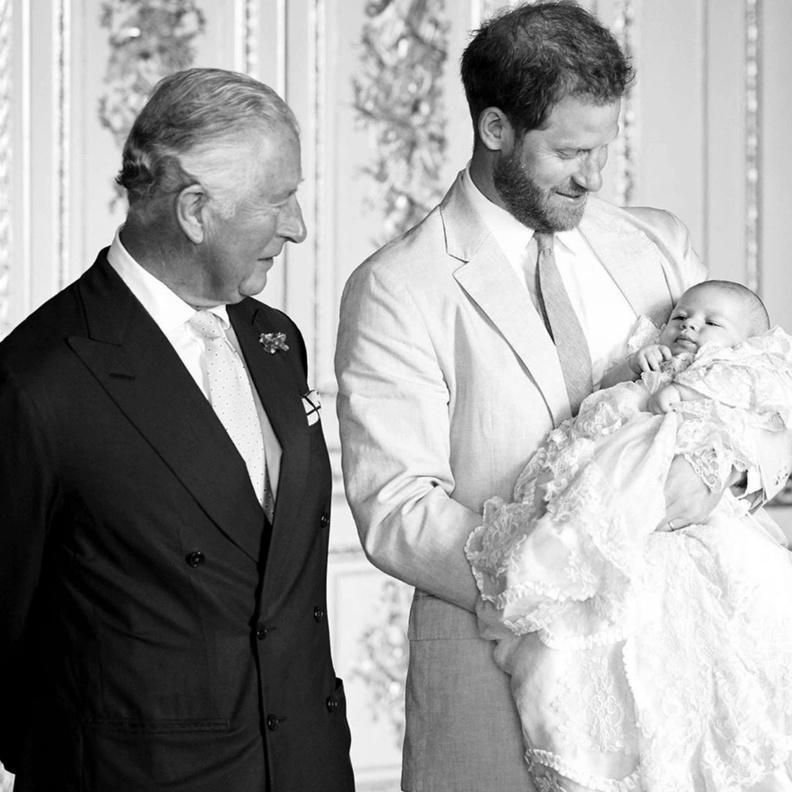 الأمير تشارلز لن يسمح لحفيده أرشي بأن يصبح أميرا