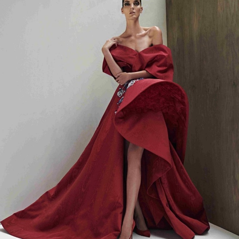 فساتين خطوبة high low من azzi & osta