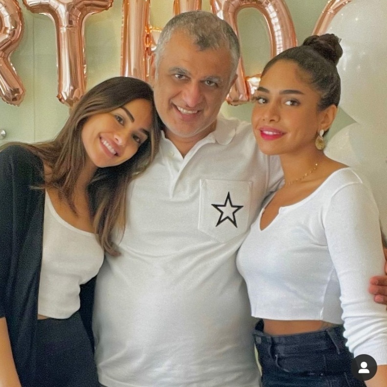 أسامة الصانع والد ريم وحصة الصانع - الصورة من حساب حصة الصانع على الانستجرام