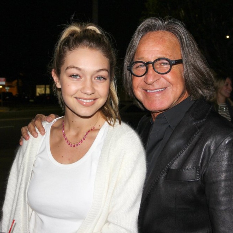 جيجي ووالدها محمد حداد