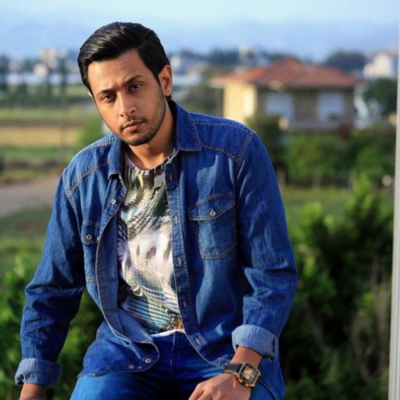 فيصل العمري