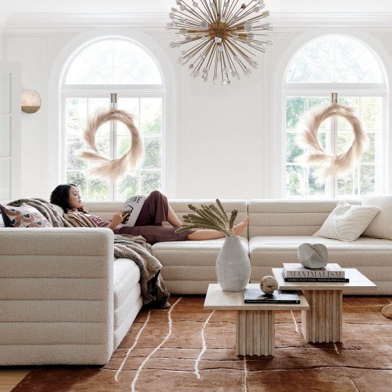  ديكور غرفة معيشة مريحة وبسيطة