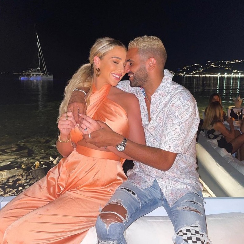 رياض محرز وخطيبته تايلور وارد انستغرام