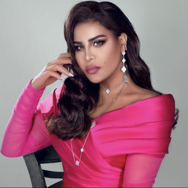 تسريحات شعر ويفي فخمة للسهرات