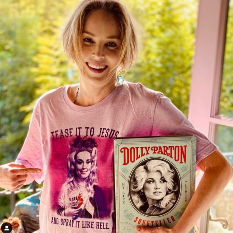 شارون ستون- الصورة من حساب شارون ستون على انستجرام