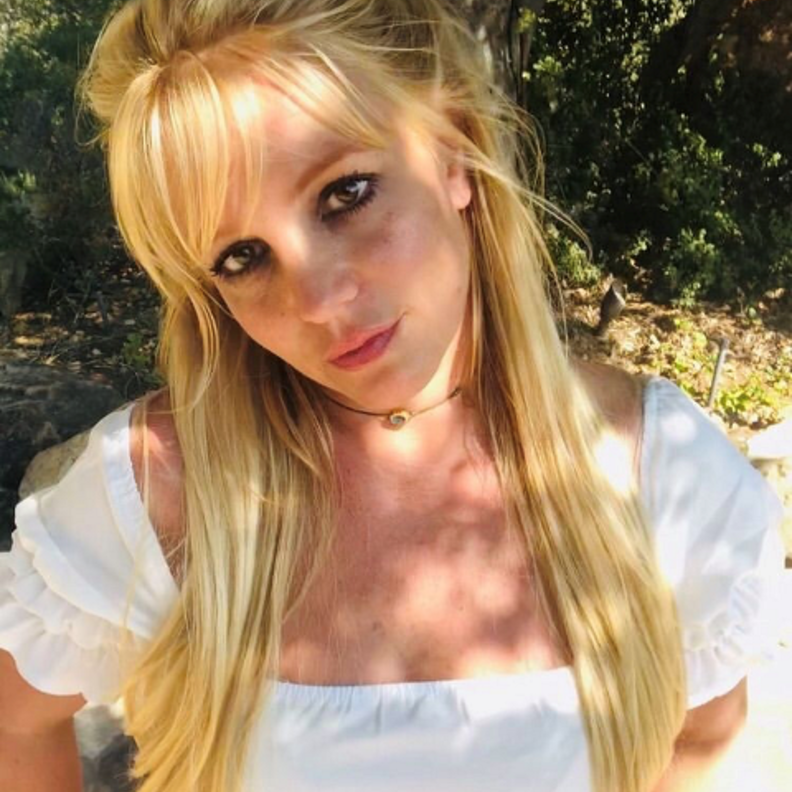 الكروب توب جعلت إطلالات بريتني سبيرز على مدى سنوات ملكة هذه الصيحة- الصورة من انستقرام