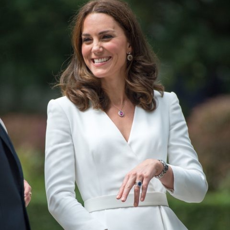 ما هي المناسبة الرسمية التي ستنضم فيها كيت ميدلتون إلى ويليام وهاري قريبا؟