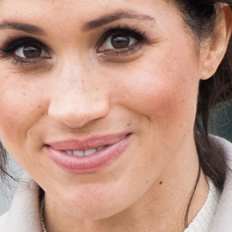 كيف استعانت ميغان ماركل أثناء ولادتها بمدربة الولادة على الهاتف؟