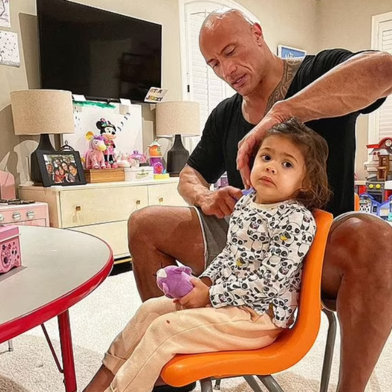 ذا روك  - الصورة من حساب ذا روك على انستجرام