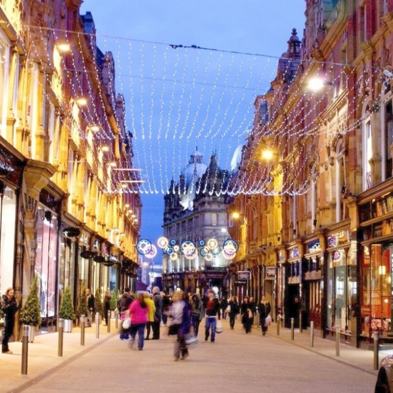  تعرف على أجمل الأماكن السياحية في مدينة ليدز بواسطة Andrew roberts uk