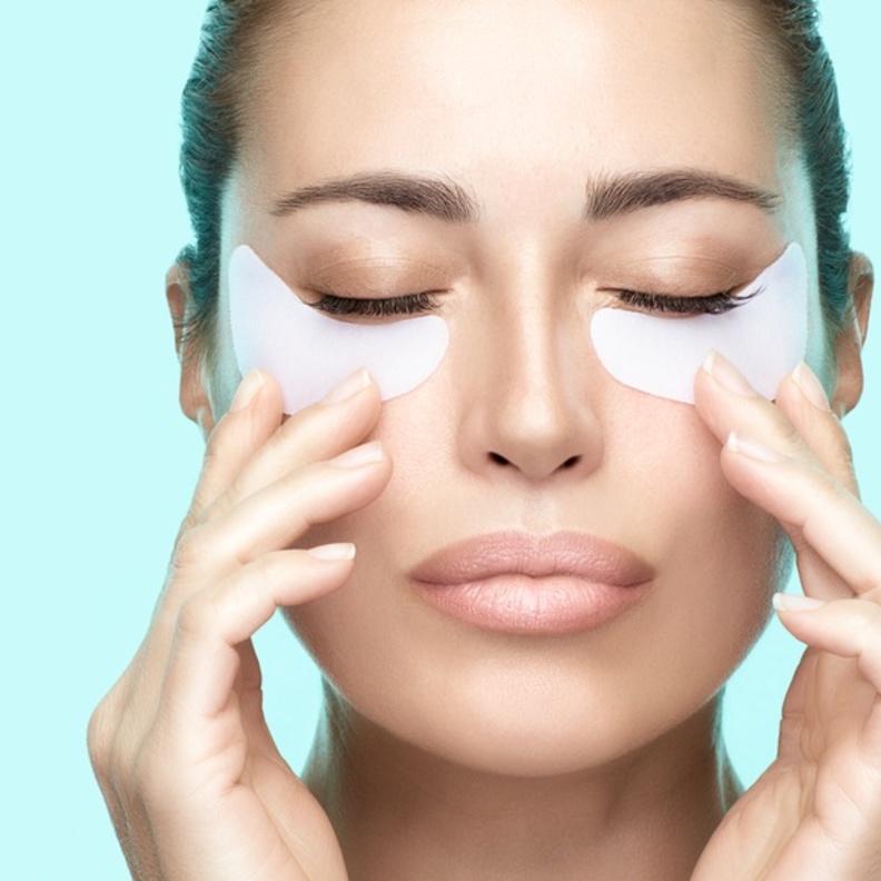  زيت الورد رائع لإزالة الهالات السوداء