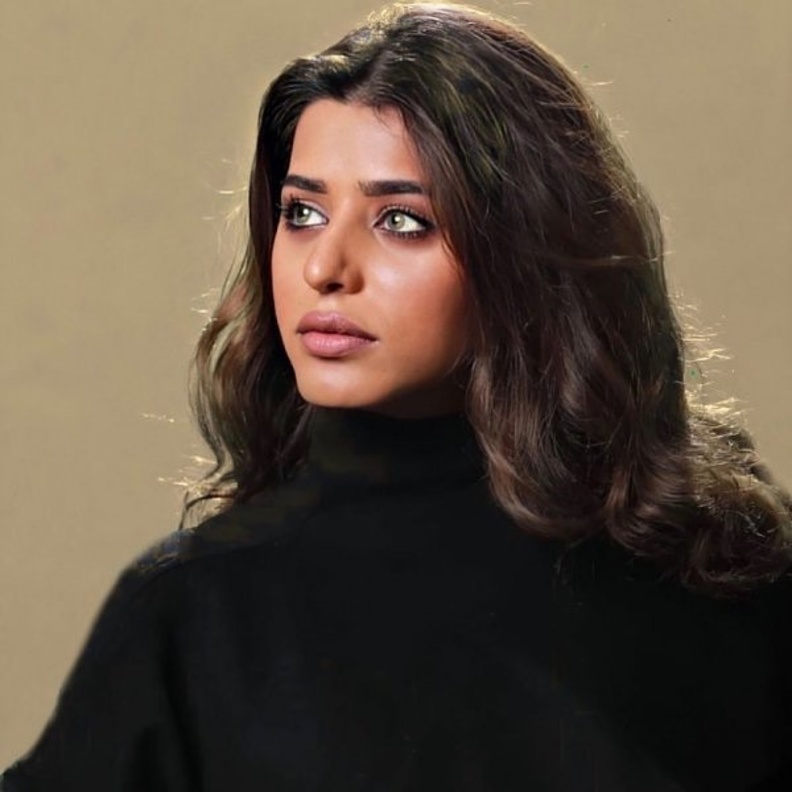 الفنانة صمود الكندري