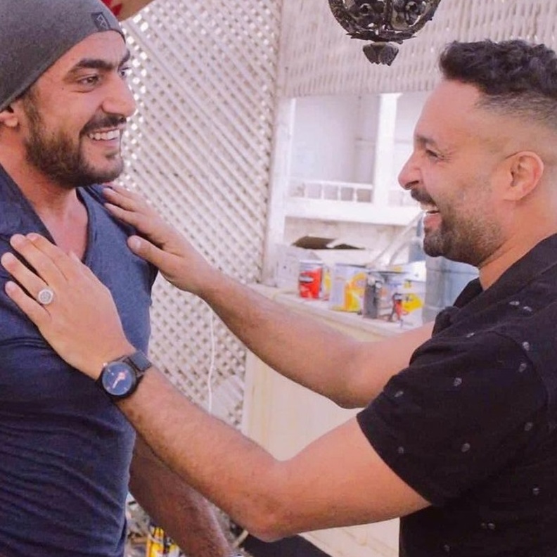 صورة من الحساب الرسمي لوائل عبد العزيز على انستجرام مع احمد العوضي