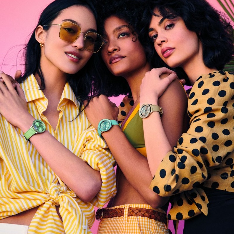 ساعات Superocean Heritage 57 Pastel Paradise من Breitling