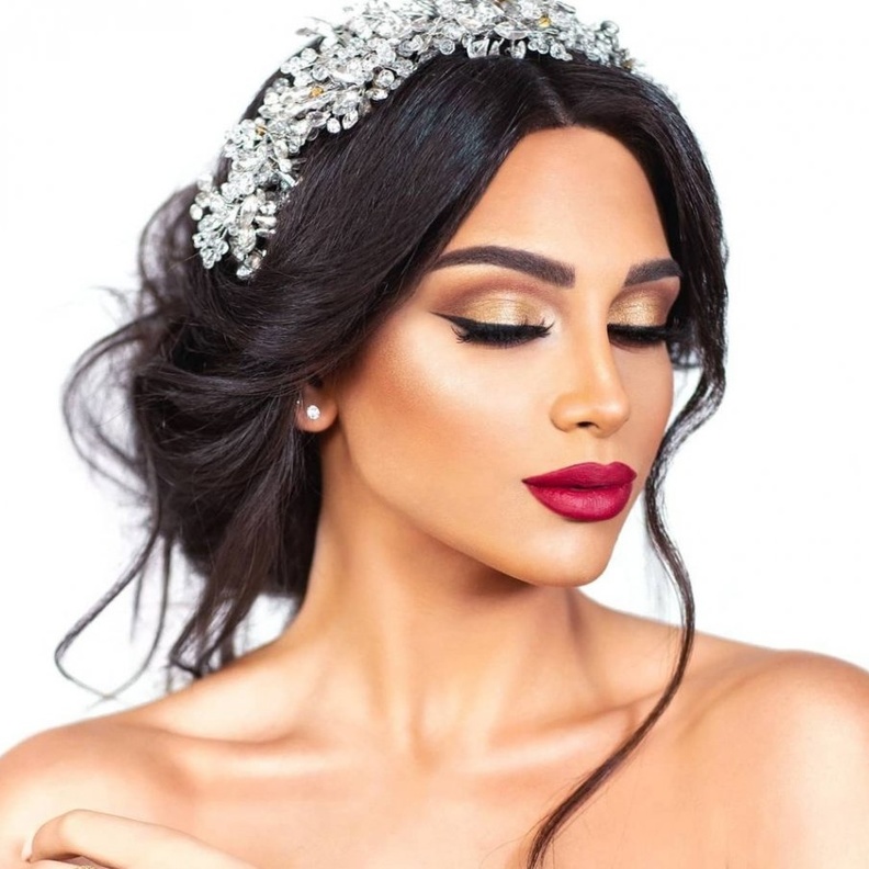 الوان احمر الشفاه الرائجة بالاحمر لعروس 2021 من حساب خبير التجميل سامر بريطع على انستغرام