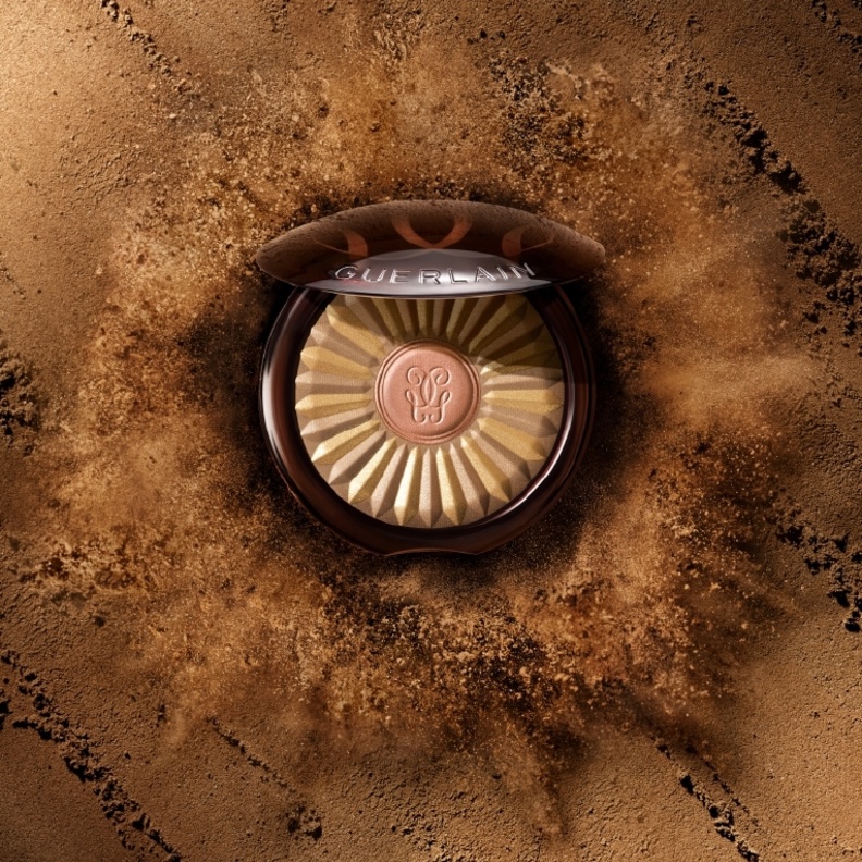 بودرة تعزيز الإسمرار Terracotta الإصدار الصيفي من Guerlain