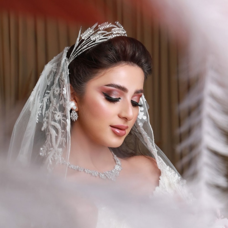 تصوير عروس بكاميرا المصورة أجواد معاش