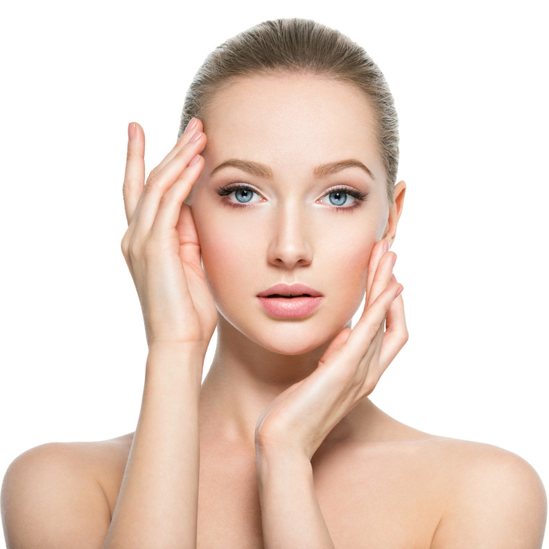 تساعد تقنية بروفايلو على تحفيز الكولاجين لتحسين لون البشرة وملمسها 