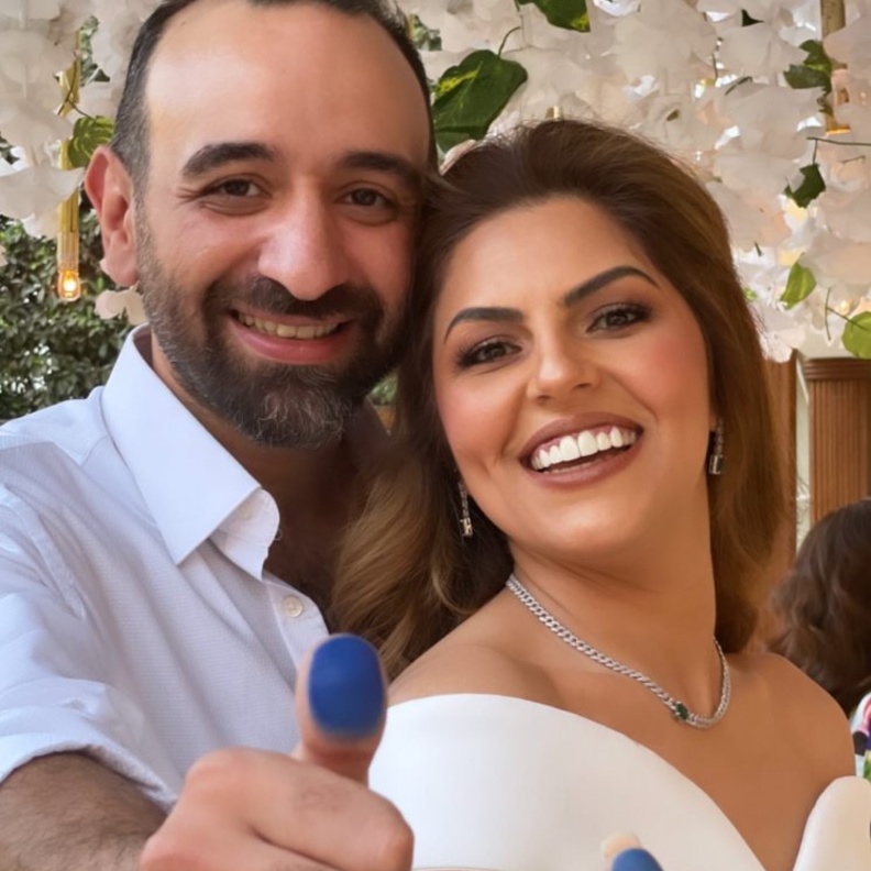 عمرو سلامة وزوجته