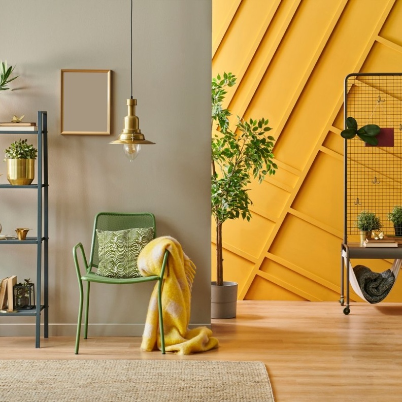 ديكورات حوائط باللون الأصفر