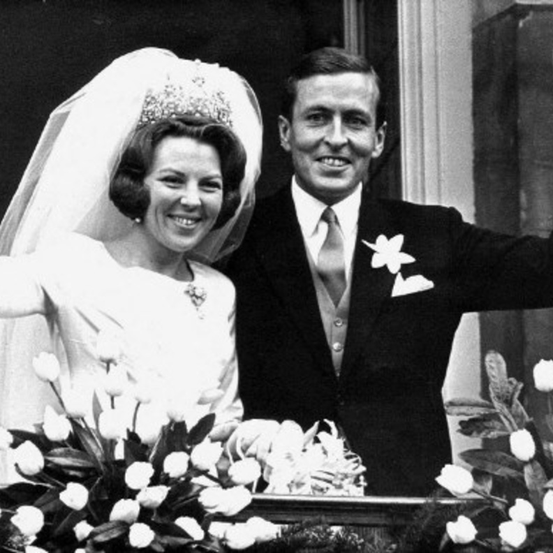 الملكة بياتريكس ملكة هولندا يوم زفافها