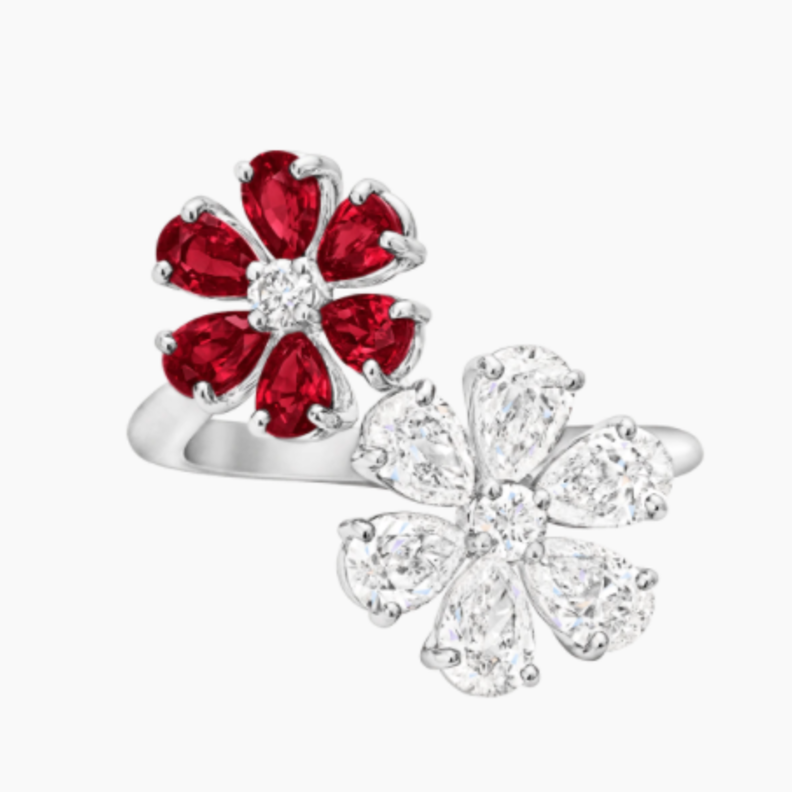 خاتم من هاري وينستون Harry Winston