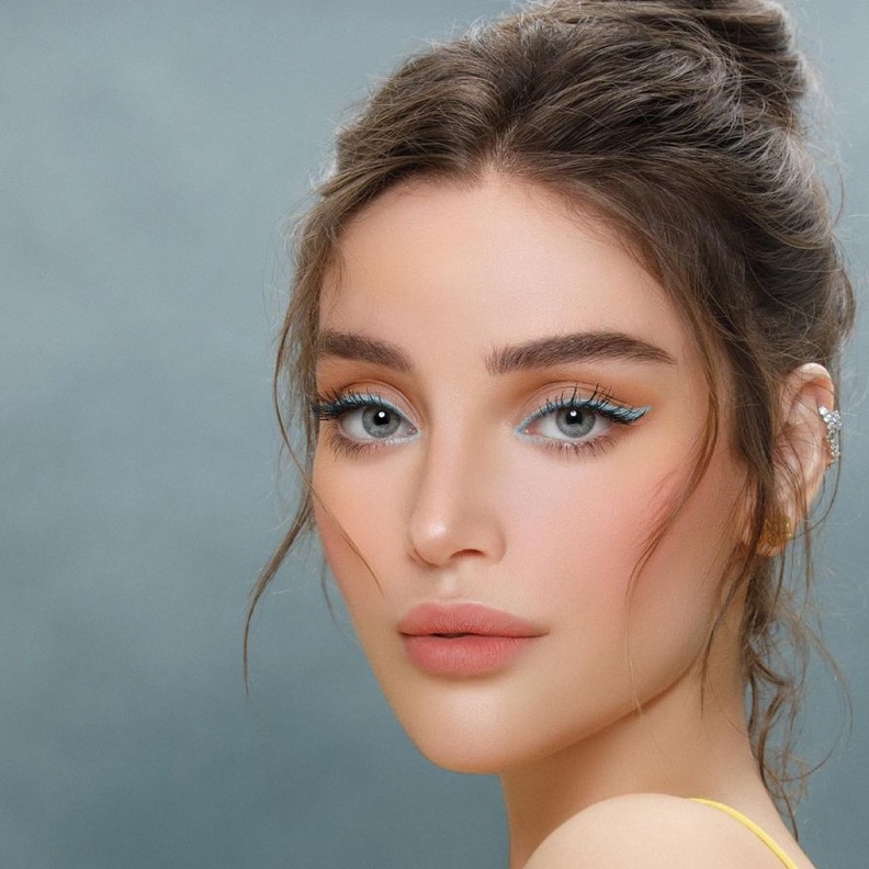 أحدث إطلالات مكياج صيفية بتوقيع خبيرة التجميل السعودية نورة بو عوض