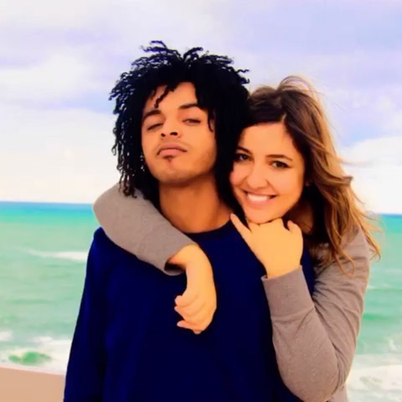 مي كساب وزوجها