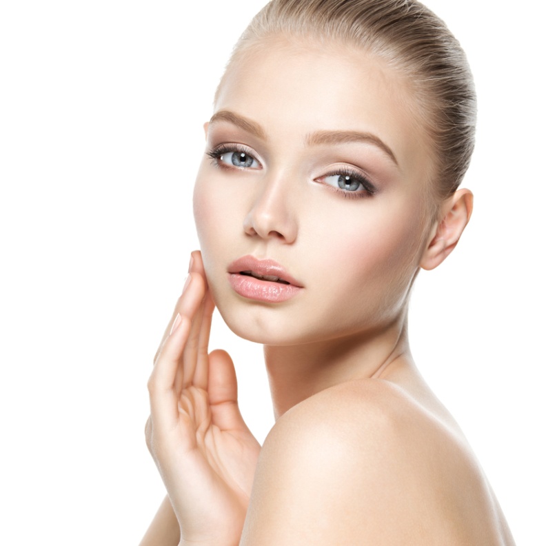 وصفة ماء الورد وبودرة الشبة لإزالة شعر الوجه