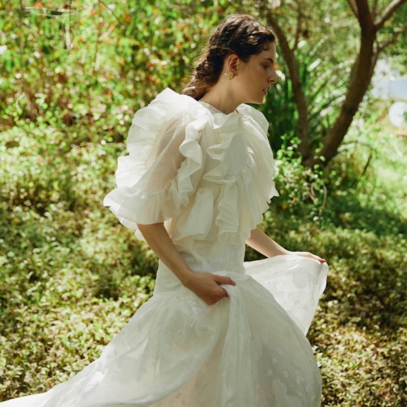 صور مجموعة ربيع وصيف 2021 من بزّة الزومان