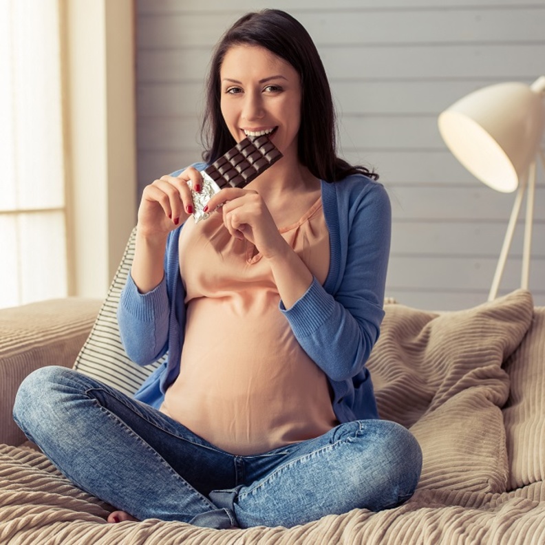 في اليوم العالمي للشوكولاته ما هي فوائد الشكولاته الداكنة للحامل