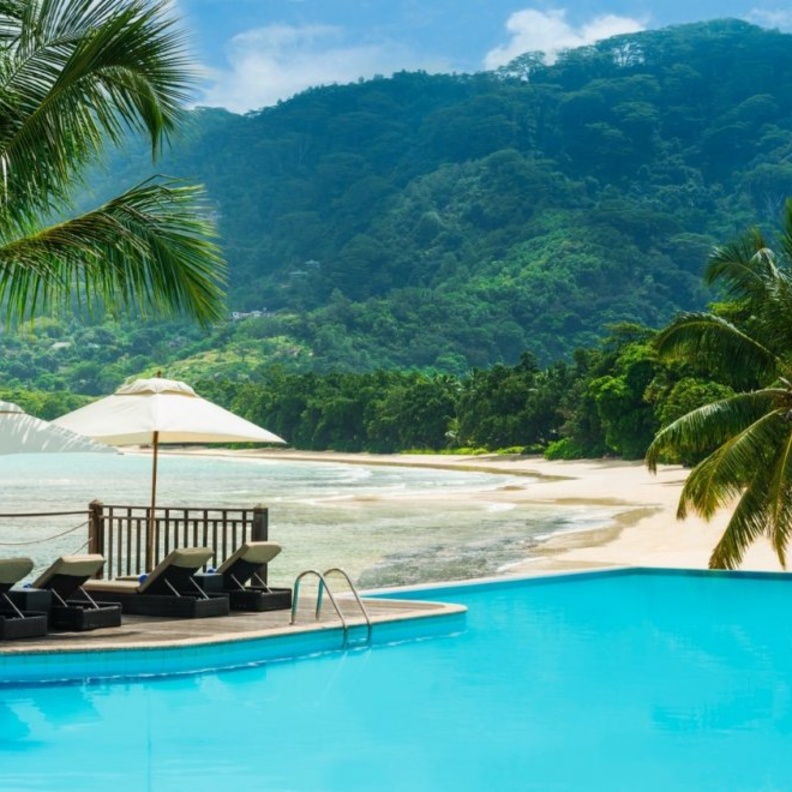 منتجع "فيشرمانز كوف" التاريخي يعيد افتتاح أبوابه في سيشل