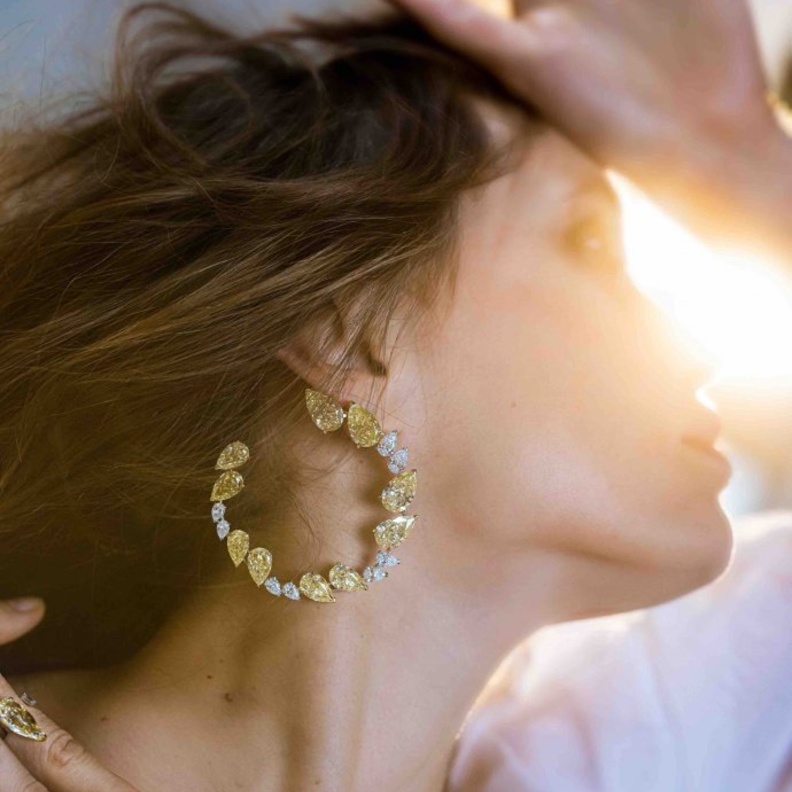 مجموعة Magnetic Attraction من Messika