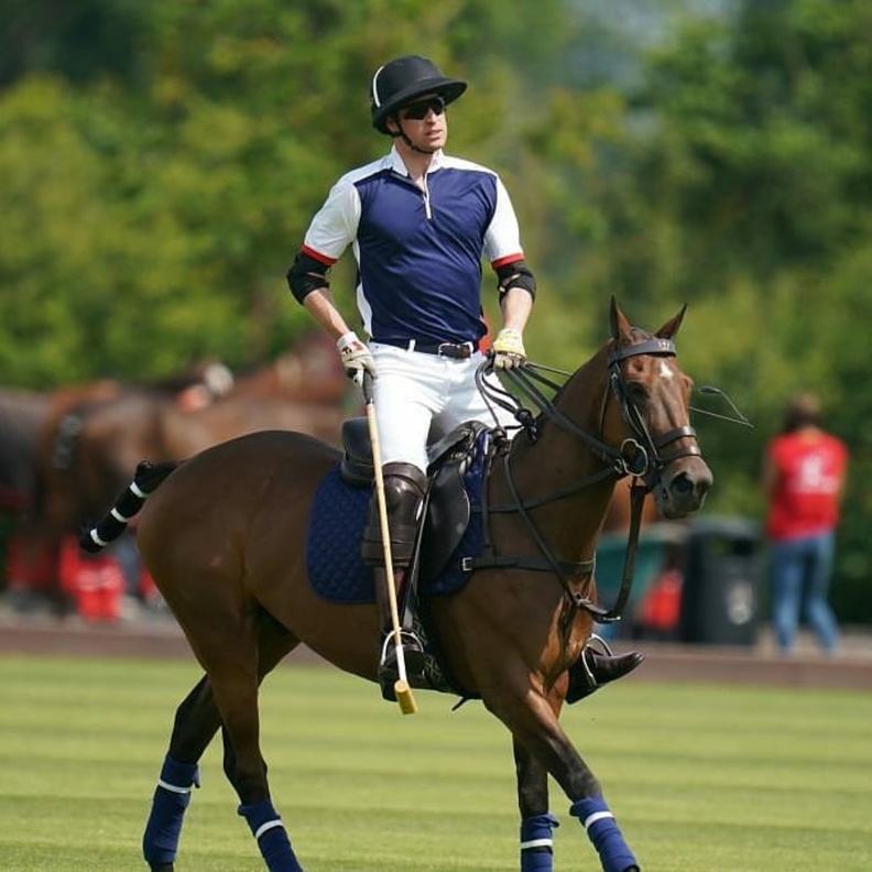  الأمير وليام من هواة رياضة البولو