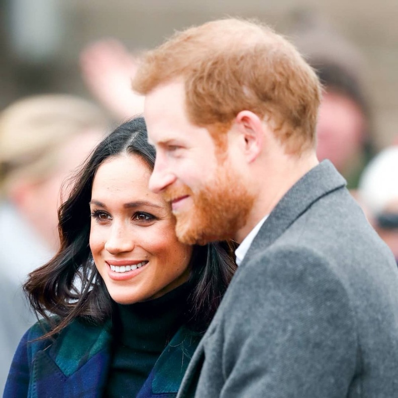 ميغان وهاري يطلبان من معجبيهما مشاركة قصصهم مع اللطف والتعاطف