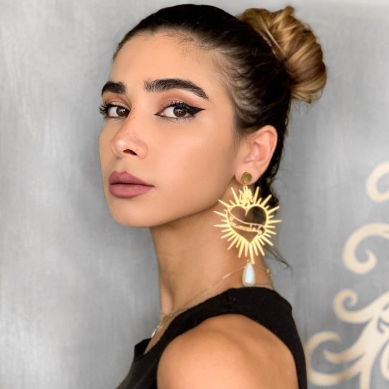 صور إطلالات مكياج للشابات من وحي ابنة نوال الزغبي