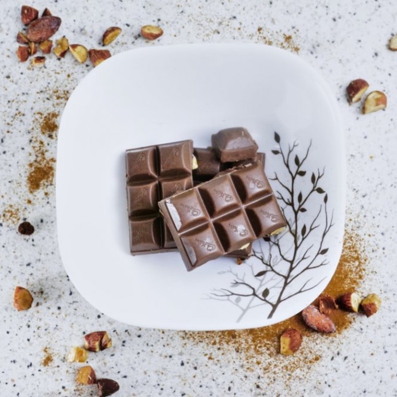 ماهي فوائد تناول الشوكولاته قبل النوم