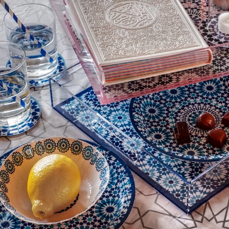  أواني شرقية تزين موائد الطعام وطاولات القهوة في عيد الأضحى