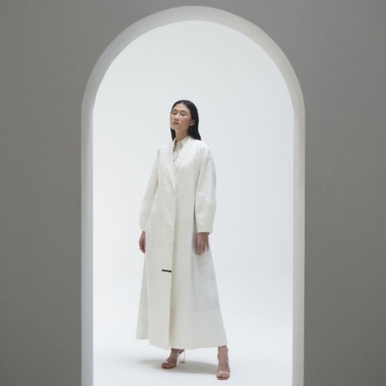  لقاء مع مصممات عبايات تاكارا من الامارات