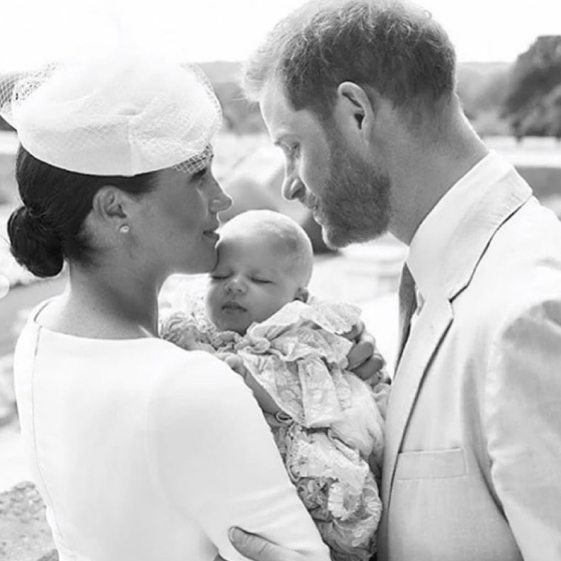 الأمير هاري وزوجته ميغان ماركل يحصلان على جائزة لأنهما اكتفيا بإنجاب طفلين