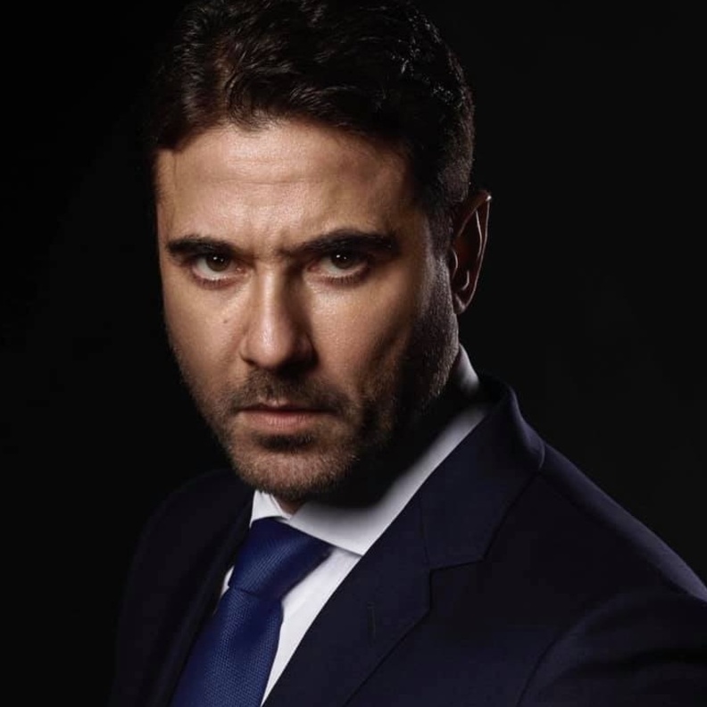أحمد عز