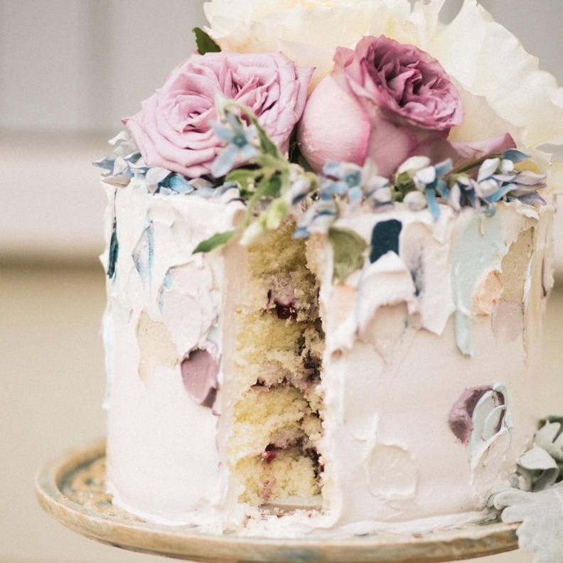  كعكات الزفاف المستوحاة من الطبيعة ما بين كعكات زفاف بسيطة melissasfinepastries