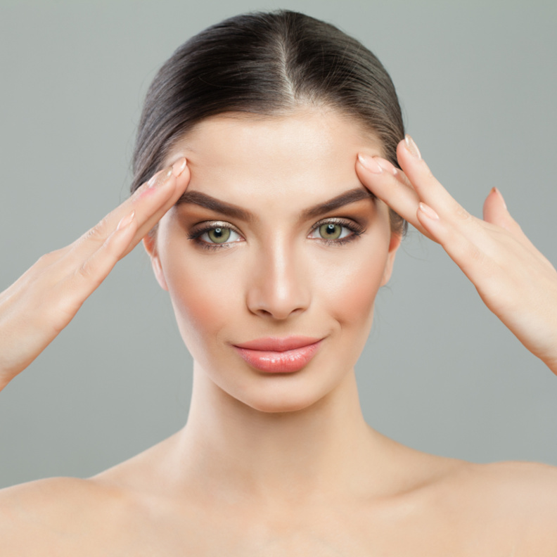 خطوات إجراء عملية رفع الحواجب لاطلالة مميزة يوم عيد الأضحى 2021