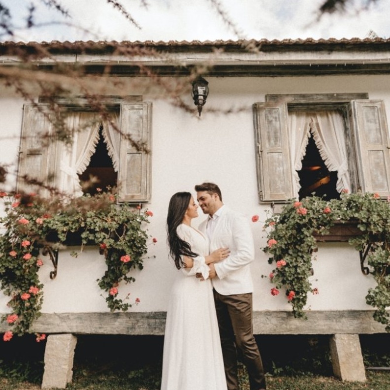 unsplash تزيين العروس لمنزلها ببعض الاكسسوارات في عيد الاضحى فكرة مميزة