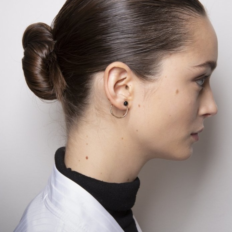 تسريحات شعر ناعمة للشابات