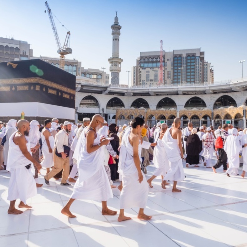 كيف تحمي نفسك من ضربة الشمس في الحج