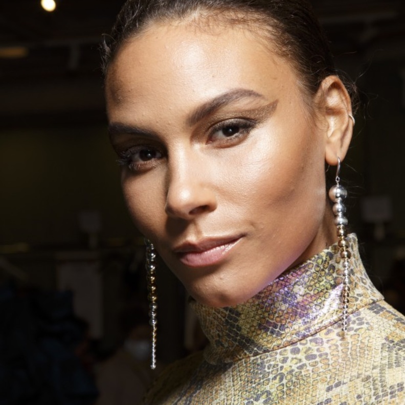  أفضل أنواع كونتور البشرة الكريمي لهذا الموسم