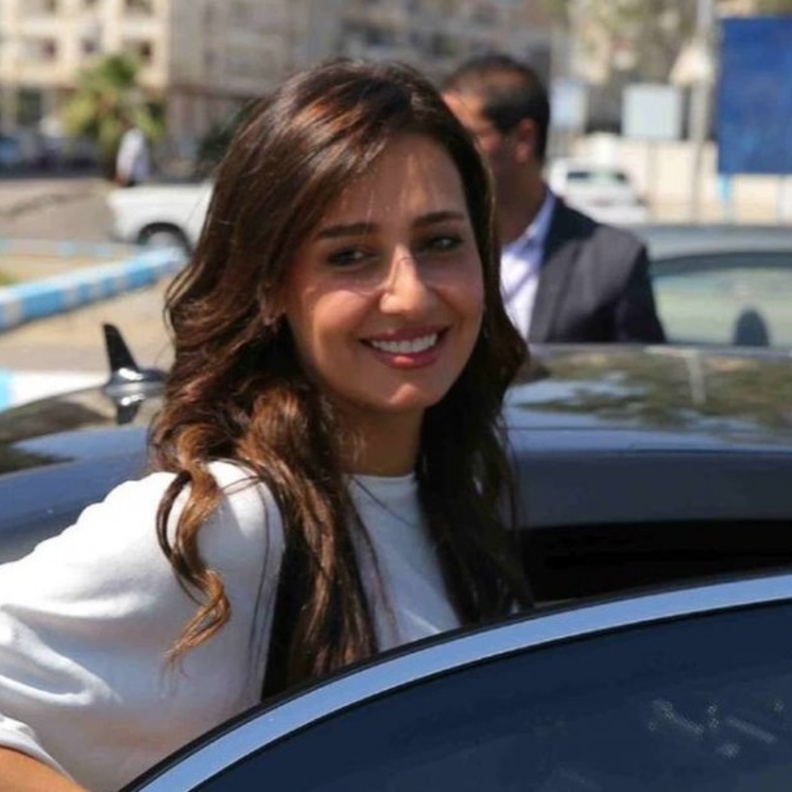 صورة من الحساب الرسمي لحلا شيحة على انستجرام